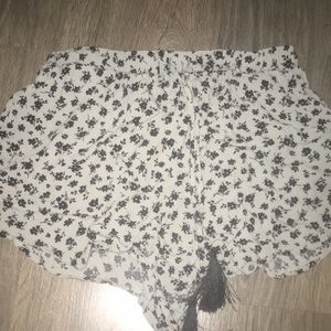 Flowery shorts